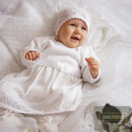 EKO 2 részes Keresztelő szett lányoknak , ruha és sapka
