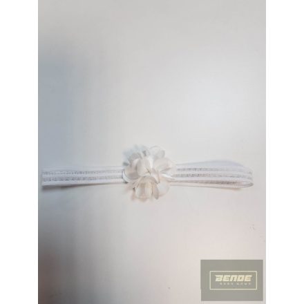 Fejkoszorú (34-44cm) egy méretben,törtfehér virágos