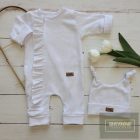 Kazum 2 részes baba szett ,cipzáras fodros rugdalózó és sapka-fehér