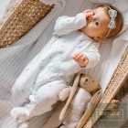 EEVI  Petite lábfejes rugdalózó-fehér levelek